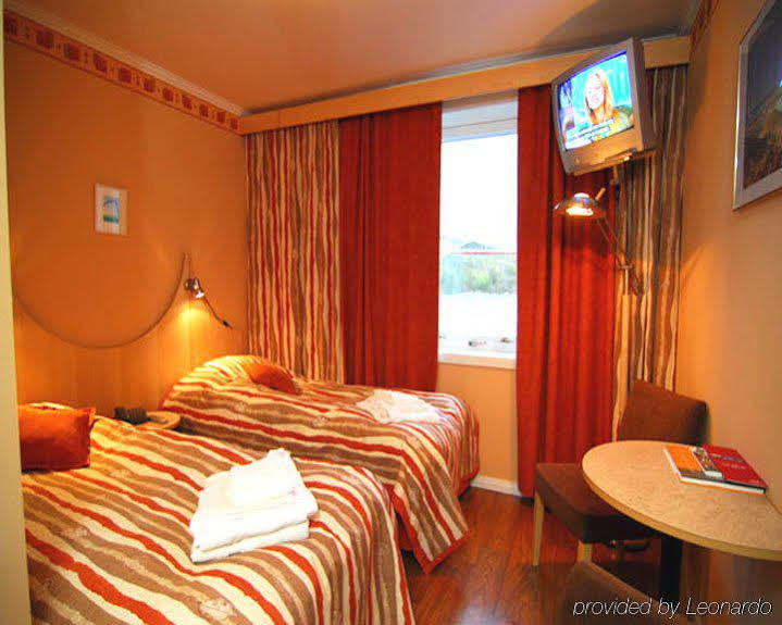 Bjoerkuddens Hotell & Restaurang Sandoverken Екстериор снимка